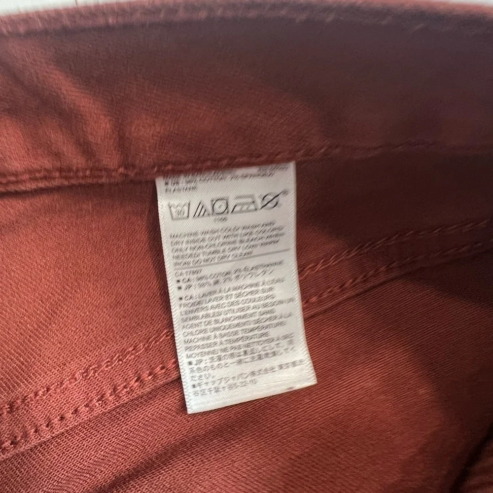 Banana Republic Men's Burgundy Chinos